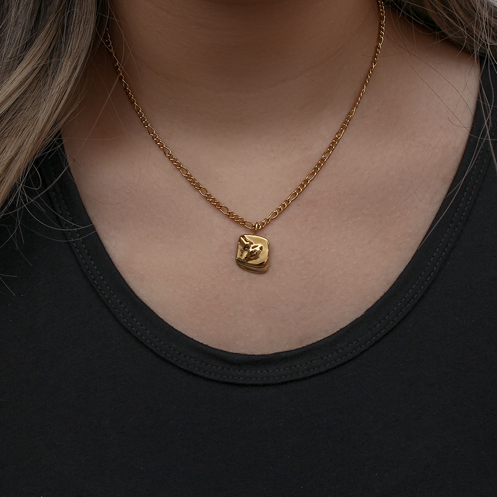 Femme Grace Necklace - Imagen 2