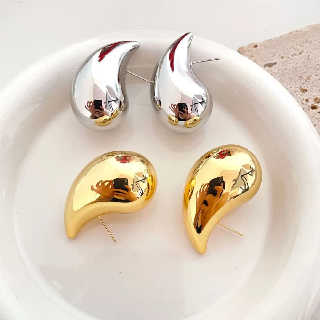 Moon Drop Earrings - Imagen 3